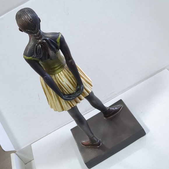 Degas Dancer : Norton Simon Museum of Art, Los Ang - Picture 4 of 4